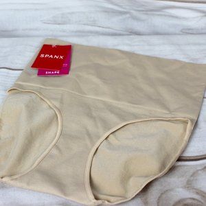 Spanx Briefs Nude Panties Everyday Shaping High Waist Underwear Size Small NWT